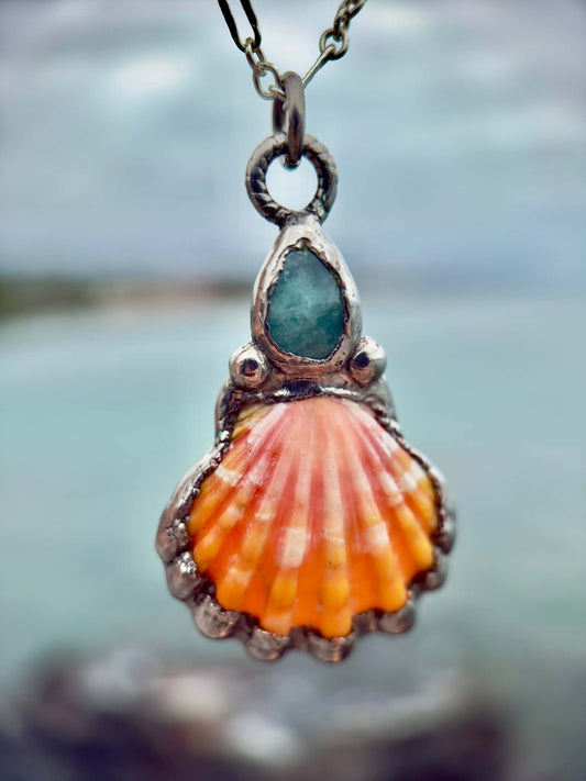Reef Rise Pendant